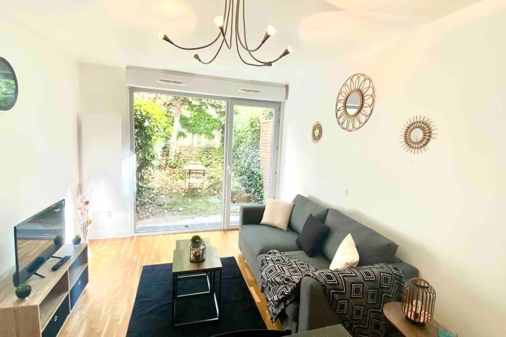 Appartement Moderne, Metro 7, Parking Et Jardin Villejuif Extérieur photo