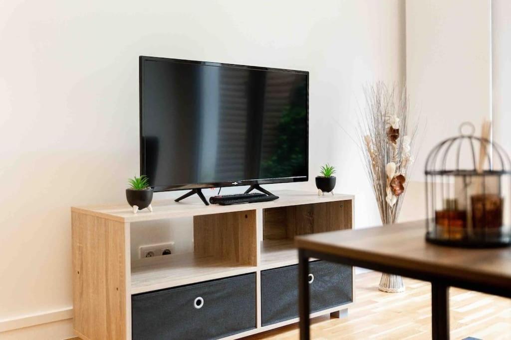 Appartement Moderne, Metro 7, Parking Et Jardin Villejuif Extérieur photo